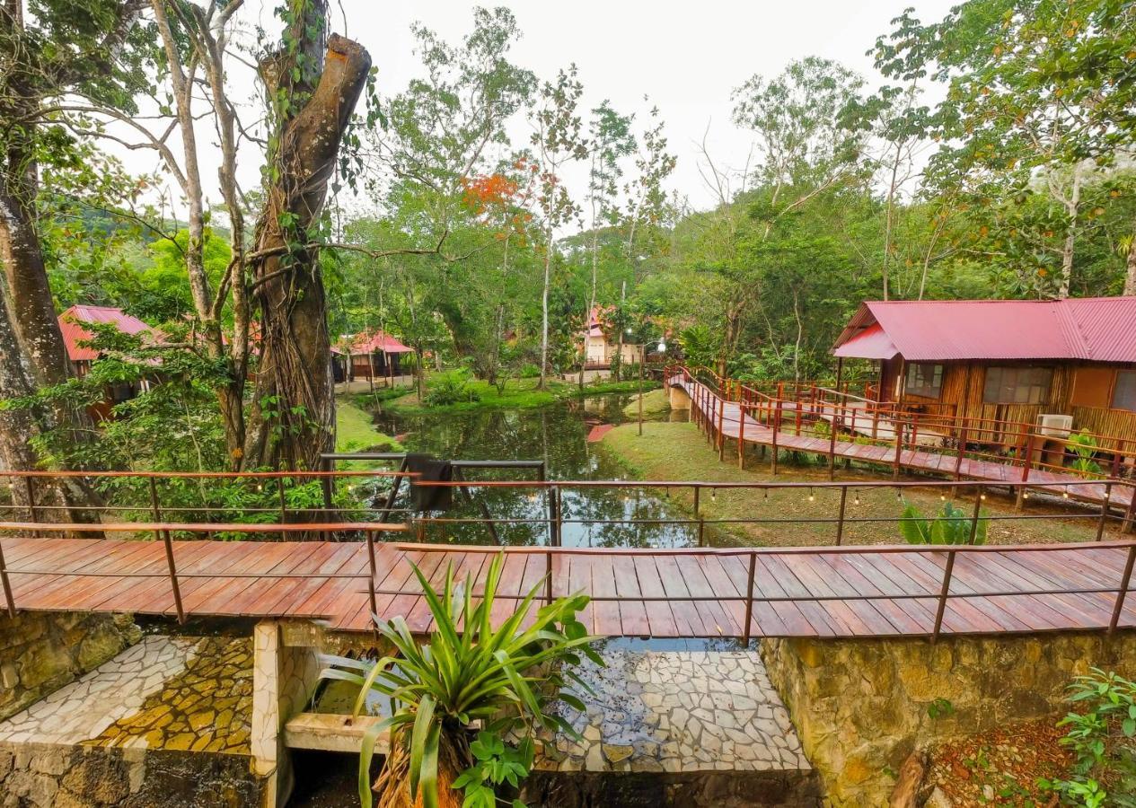 Cabanas Kin Balam Palenque Hotel Exterior photo